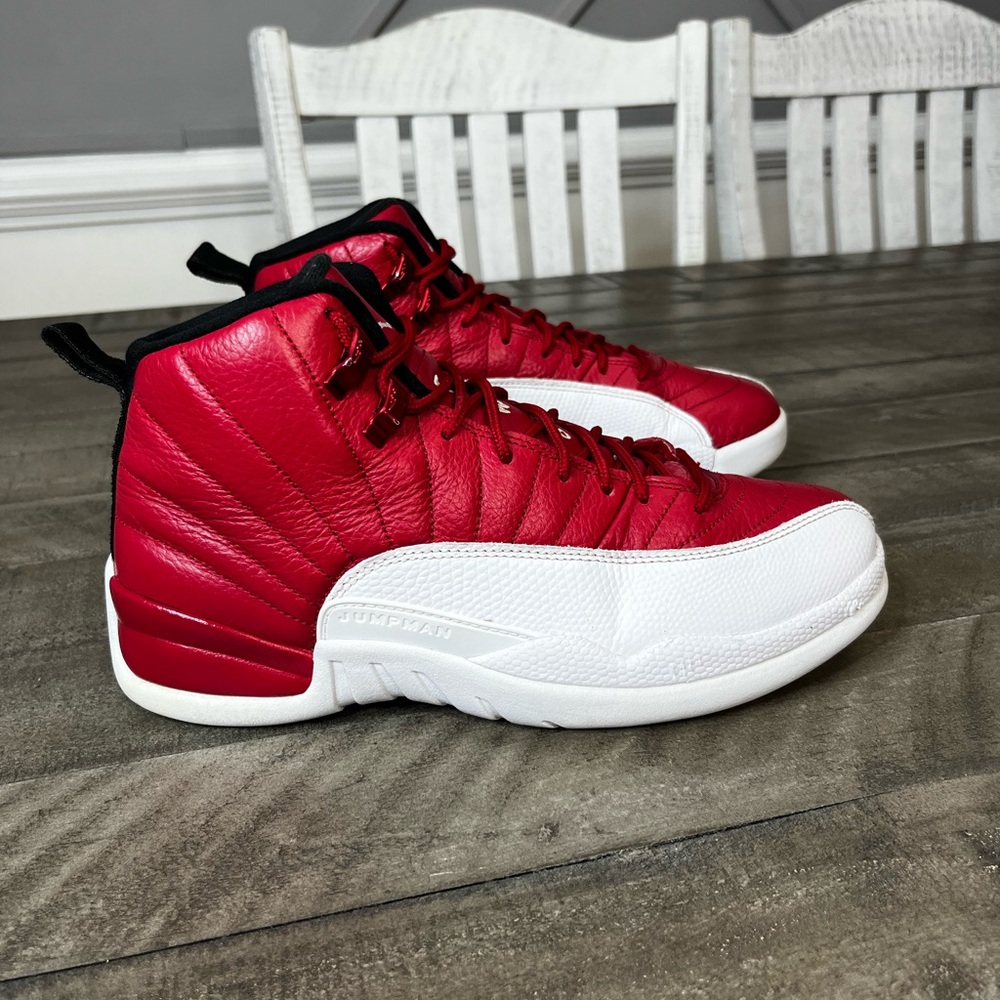Nike Air Jordan 12 Gym Red Sneakers Sz 8